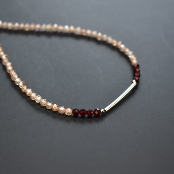 Dainty multi stone bar necklace, unusual tiny gemstone crystal choker - Picture 5 of 8